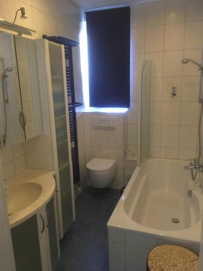 Ferienwohnung Kastanienblick Oder Parkblick, Oder Unser Radlerzimmer! Ziethen  Ruang foto